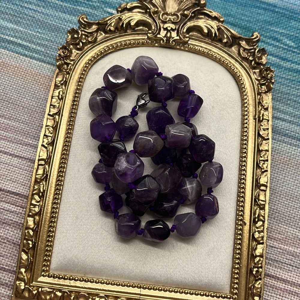 M21 Amethyst Chunky Tumbled Stone Crystal Necklace Big Beads Deep Purple